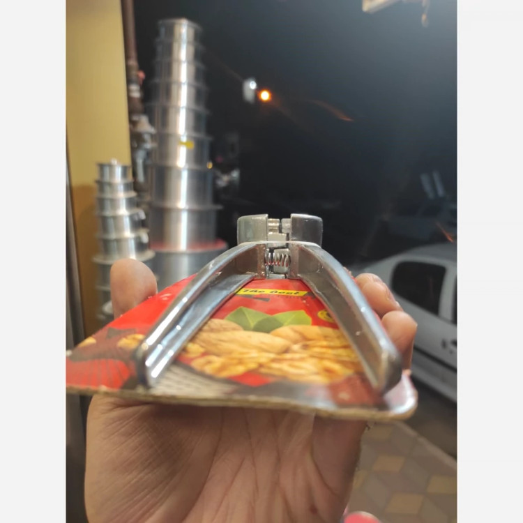 گردو شکن چدنی کارا جنس خوب